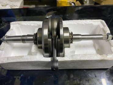 Мотозапчасти и аксессуары: Набор запчастей для малокубатурного мотоцикла/скутера: - Головка — 13