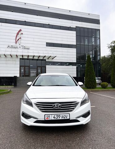 автомобили в расрочку: Hyundai Sonata: 2015 г., 2 л, Автомат, Гибрид, Седан