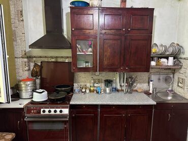 Продажа квартир: 3 комнаты, 69 м²