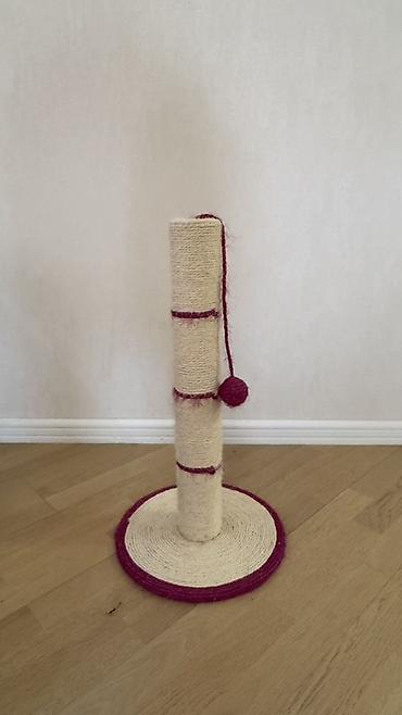 toy pudil: Pişik cırmaqlama dirəyi və oyun asılqanı - Material: təbii sizal — 1
