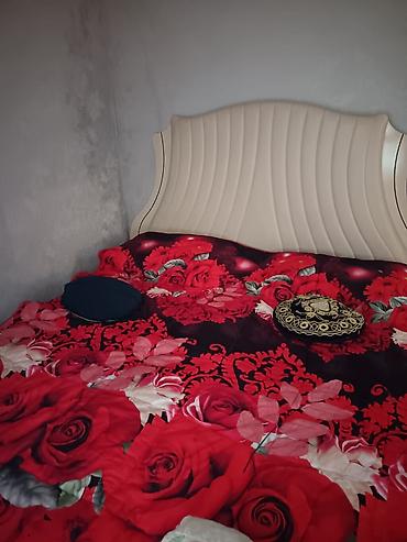 Taxt yaxşı vəziyyətdədi evde dolabda var termoda olarda satılır lalafo.az -da Taxt yaxşı vəziyyətdədi evde dolabda var termoda olarda satılır