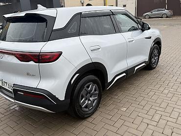 BYD: BYD Yuan Up: 2024 г., Автомат, Электромобиль, Кроссовер — 4