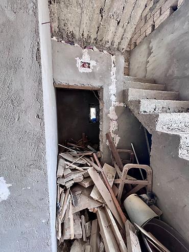 Həyət evləri və villalar: 6 otaqlı, 200 kv. m, Kredit yoxdur, Təmirsiz — 9