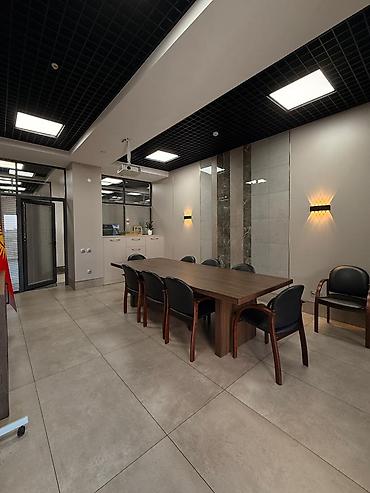 Продажа офисов: Продажа офисов 180 м², С ремонтом, С мебелью, Бизнес центр, 5 этаж — 5