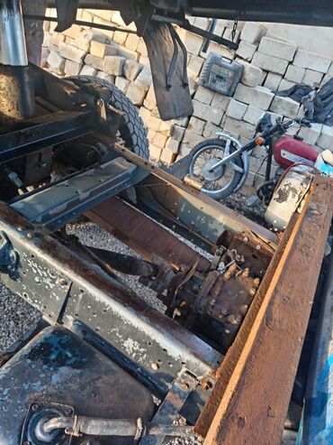 Yük maşınları: ZIL 130 tipli özüboşaldan yük maşını - Korpus: metal bortlu, yüksək — 10