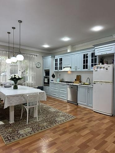 Продажа домов: 4 комнаты, 159 м², 6 соток, Бишкек, Рынок Баят/Азиз Собственник — 4