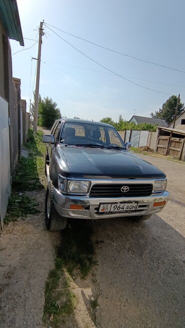 runx alex: Продается внедорожник Toyota Hilux Surf. Автомобиль черного цвета