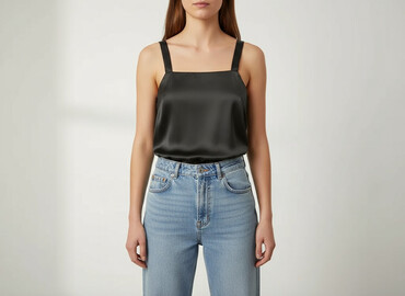 asos koszulki: Футболка жіноча, розмір M на lalafo.pl asos koszulki: Футболка жіноча, розмір M