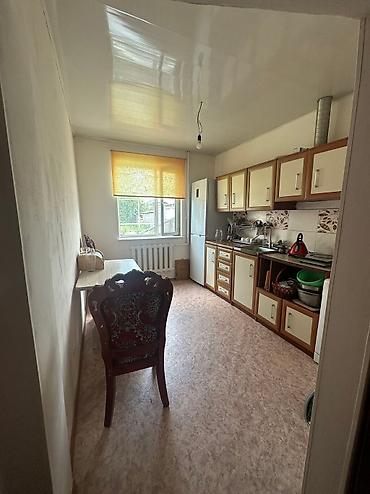 Продажа домов: 3 комнаты, 52 м², 4 соток, Бишкек, Рухий Мурас ж/м Собственник — 5