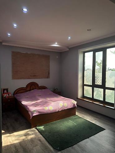 Продажа коттеджей и домов: Продается просторный дом с двумя этажами, расположенный на участке с — 13