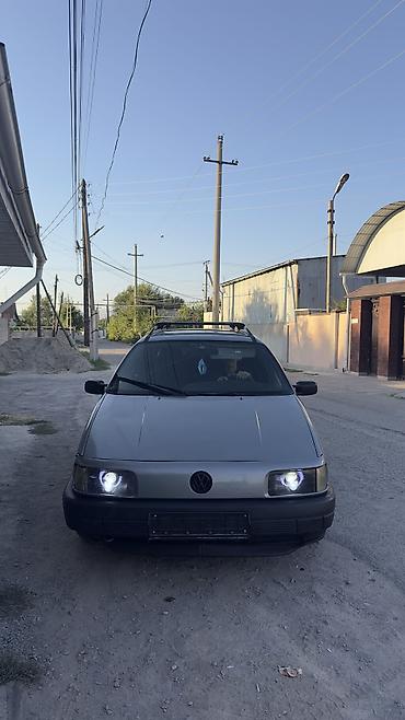 на 124: Volkswagen Passat: 1993 г., 1.8 л, Механика, Бензин, Универсал — 1