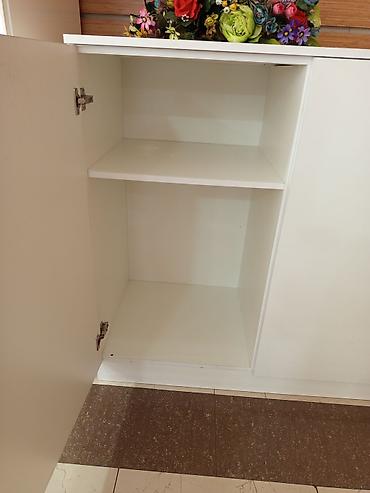 Digər dolablar: Ağ rəngli dörd qapılı saxlama dolabı - Minimalist dizayn, hamar ağ — 3