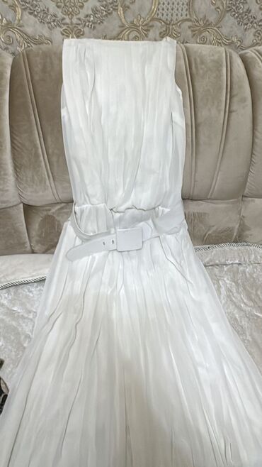 Пуховики и зимние куртки: Продаю все срочно дешево — 20