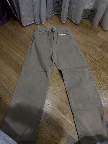 qaqa şalvarları: Denim salvar et rengi cox az geyinilib keyfiyyetlidur 30 razmer