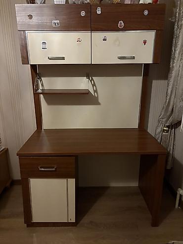 Ev və bağ: Oğlan və qız üçün, İşlənmiş, Siyirməli, Yazı masası, Stulsuz — 1