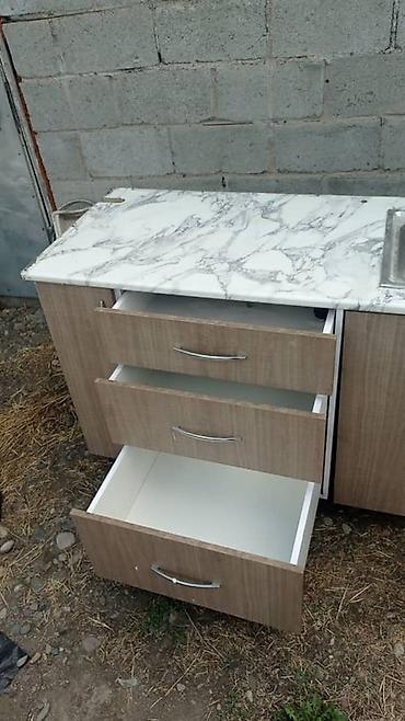 silver kitchen: Кухонный гарнитур с мойкой и столешницей под мрамор - Комплектация — 2