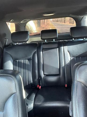 Mercedes-Benz: Mercedes-Benz M-Class (W164) krossover/SUV - Kuzov: qara rəng, 5 — 6
