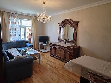 Köhnə tikili: Bakı, Yeni Günəşli Massiv A, 3 otaqlı, Köhnə tikili, m. Xalqlar Dostluğu, 76 kv. m — 2