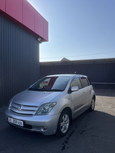 минивэн тойота 7 мест левый руль цена: Toyota ist: 2003 г., 1.5 л, Автомат, Бензин, Хетчбек