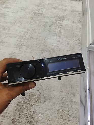 Pioneer avtomobil maqnitafonu Xüsusiyyətlər: - Model: Pioneer (panel