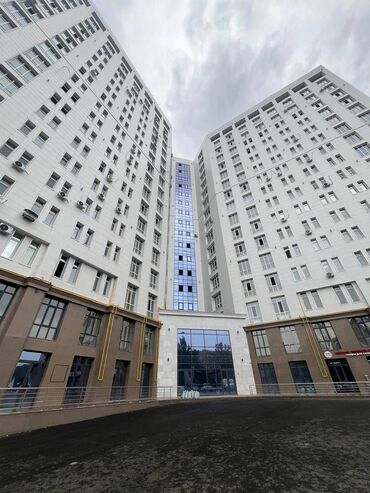 кв в караколе: 1 комната, 52 м², Элитка, 13 этаж, Евроремонт