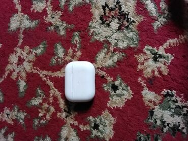 airpods 2 купить бу оригинал: Вкладыши, Apple, Б/у, Беспроводные (Bluetooth), Классические