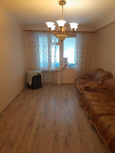 Mənzillər: Bakı, 3 otaqlı, Köhnə tikili, 75 kv. m — 3