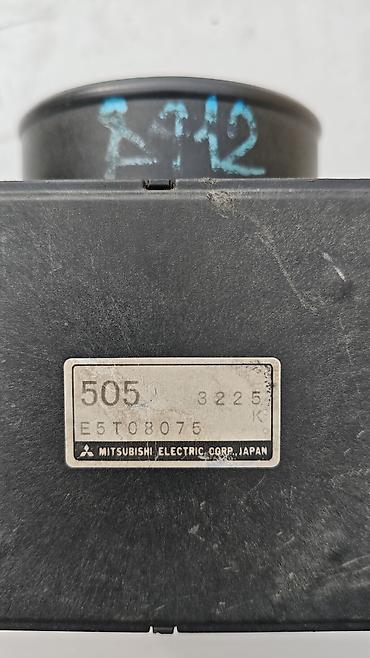 Расходомер Mitsubishi 2000 г., Б/у, Оригинал, Япония
