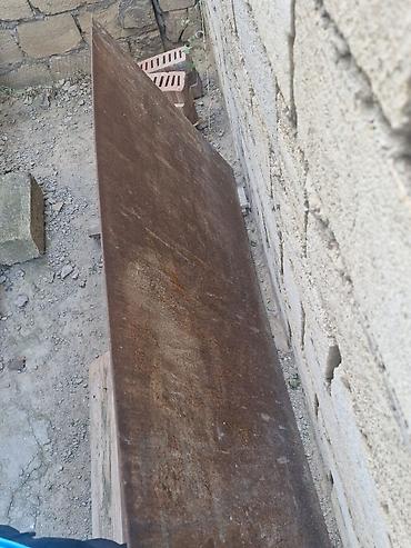 heyet darvazaları: (çatdırılma yoxdur) - Material: polad - Ölçü: 2 m uzunluq, 0.9 m en - — 4