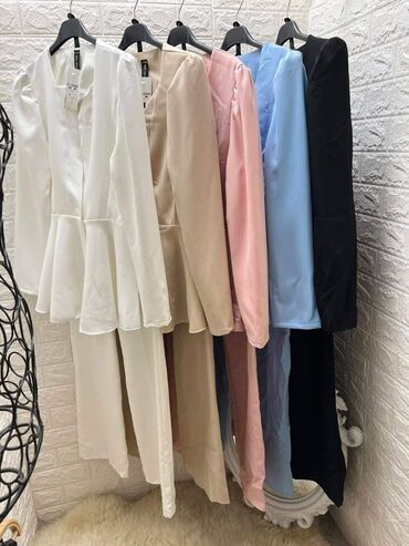 Gornji i donji deo: Trodelni kompleti — 5