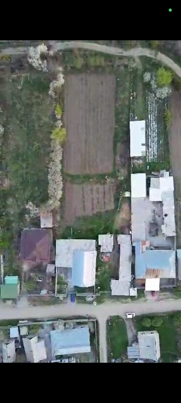 продаю дом в аламединском рынке: 9200 соток, Бизнес үчүн, Кызыл китеп