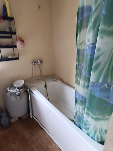 Продажа коттеджей и домов: Дом!!! продаю срочно дом, есть хоз постройки 2 сарая для скота — 28