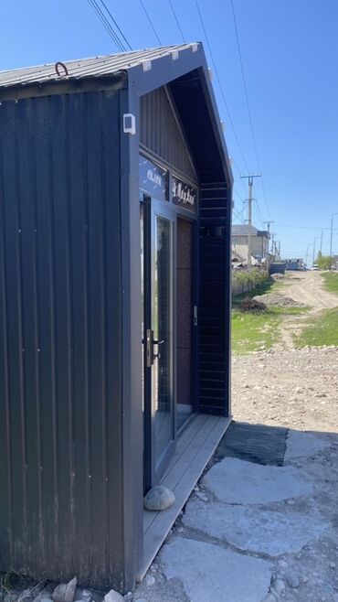 куплю дом село кенеш: BarnHaus стилде салынган домик салылат ичиндеги бардык буйумдары