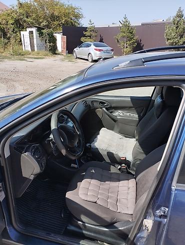 211 5 5: Ford Focus: 2003 г., 1.6 л, Механика, Бензин, Универсал — 6