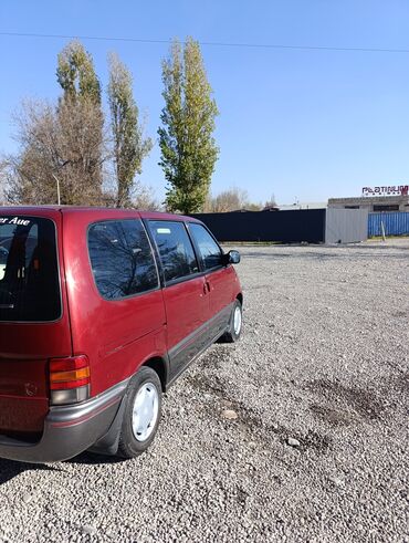 Nissan: Nissan Serena: 1995 г., 2 л, Механика, Бензин, Минивэн