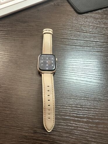 apple watch 7 цена бишкек: Смарт-часы Apple Watch SE с корпусом цвета "сияющая звезда" и бежевым