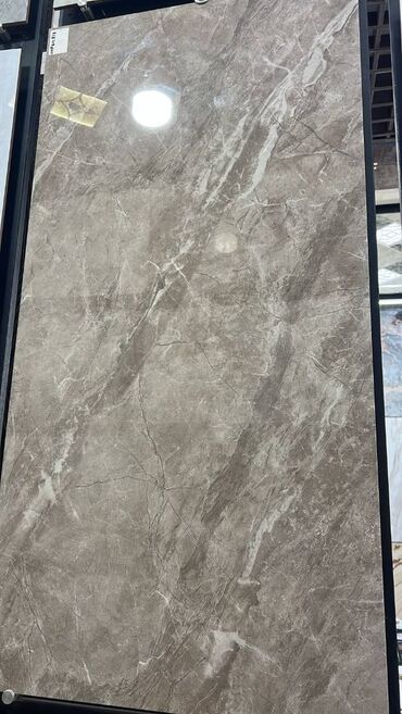 Гвозди, шурупы: Böyük ölçülü keramika/porcelan plitə – mərmər effektli - Rəng: isti