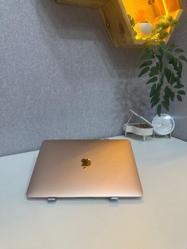 ASUS: İşlənmiş Apple MacBook, 15.6 ", Intel Core i5, 512 GB