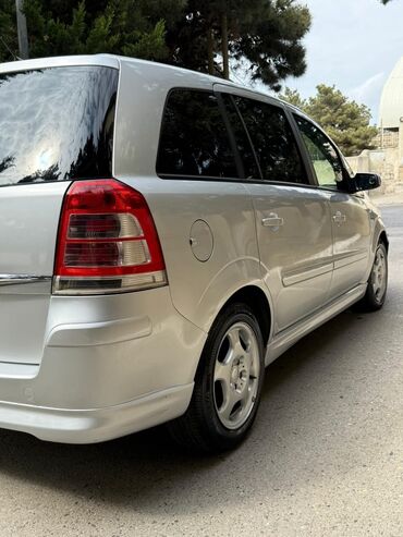 Opel: Opel Zafira: 1.9 l | 2008 il Universal — 7