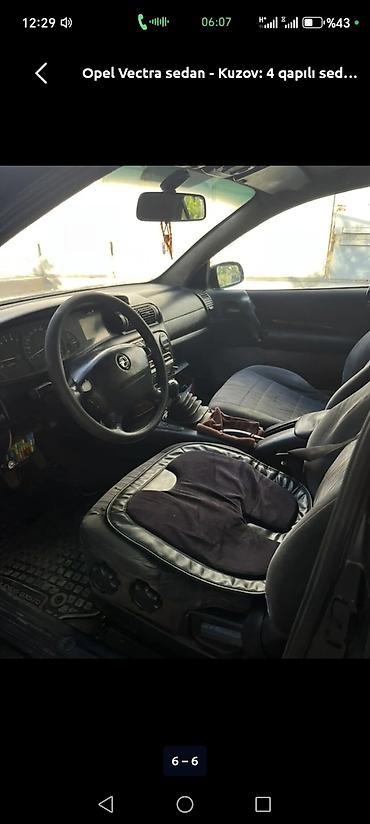 Opel Vectra: 0.2 l | 1998 il 35000 km Sedan