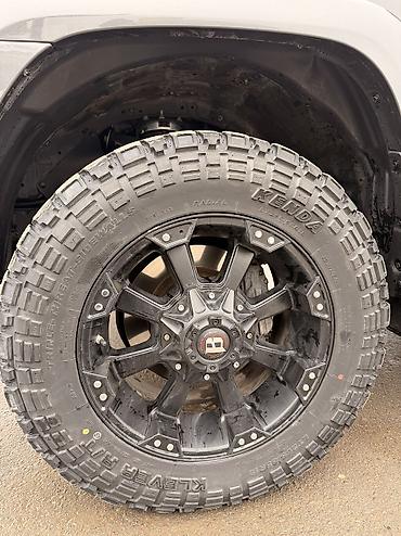 Toyota: Toyota 4Runner: 2020 г., 4 л, Автомат, Бензин, Внедорожник — 7