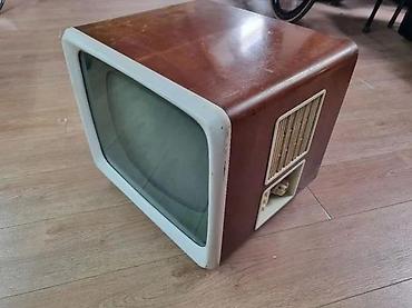 Antikviteti: STARI TV RAFENA WERKE FAVORIT IZ 1959. | Stari nemački televizor — 2