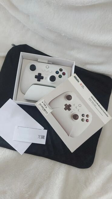 отдам даром деньги: Новый геймпад 8BItDo Ultra 2.4G белый 3000 за один. В наличии 2