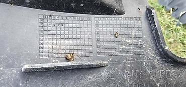 drzac za tasne: NOSAČ BRANIKA LEVI ZA AUDI Q7 | Audi q7 nosač branika levi 4M0 807 — 3