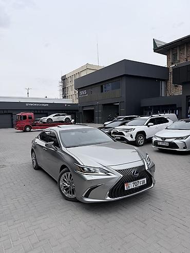 мерседес бенц с: Lexus ES: 2019 г., Автомат, Гибрид, Седан — 9