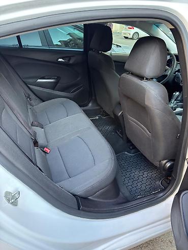 cevrolet cruz: Chevrolet Cruze: 1.4 l | 2017 il 190000 km Sedan — 10