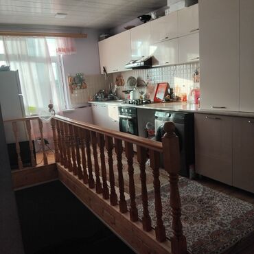 Həyət evləri və villaların satışı: 4 otaqlı, 220 kv. m, Kredit var, Orta təmir — 16