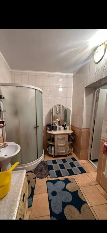 панарама дом: 70 м², 4 комнаты, Парковка, Забор, огорожен