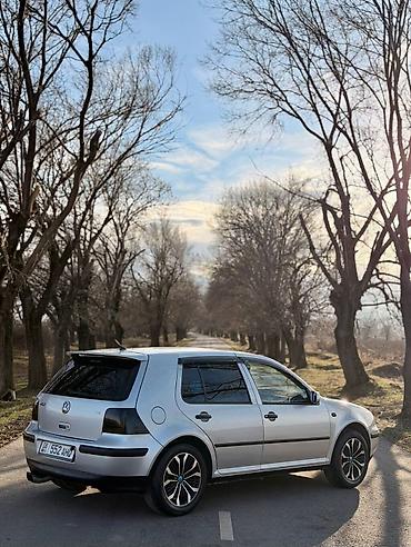 Volkswagen: Volkswagen Golf: 2000 г. — 4