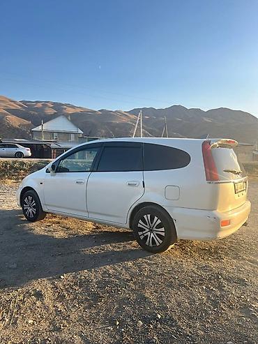 Honda: Honda Stream: 2002 г., 2 л, Типтроник, Бензин, Универсал — 3